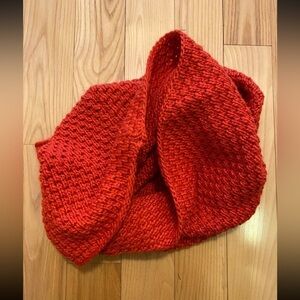 Gap wrap infinity orange coral scarf